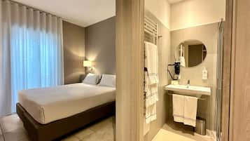 Comfort Double or Twin Room | 1 bedroom, memory-foam beds, desk, free WiFi