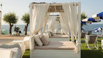 Privatstrand, Strandbar
