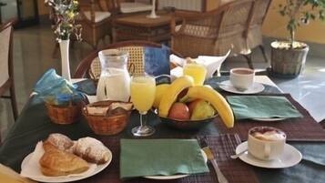 Petit déjeuner continental compris