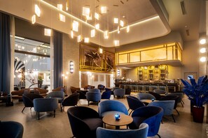 6 barer/lounger, bar i bassenget og bassengbar