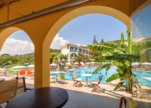 Bar (on property) - Sunrise Zante Hotel - Adults Only (Zakynthos)