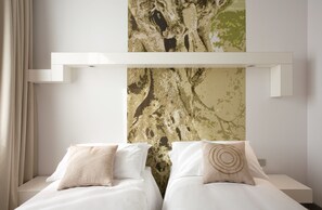 Deluxe Room | Premium bedding, down comforters, minibar, in-room safe - Eos Hotel (Lecce)