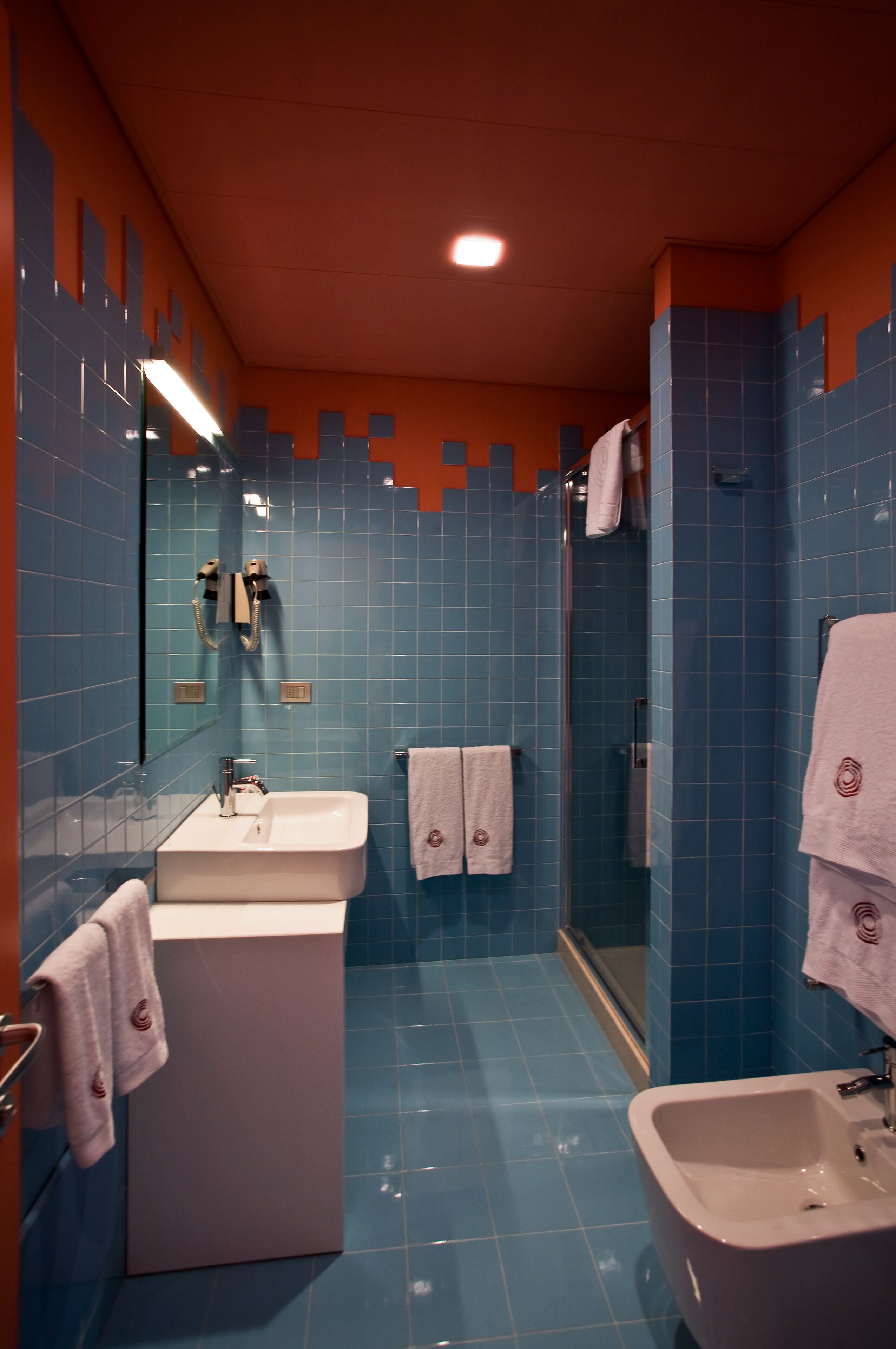 superior double room | bathroom | shower, rainfall showerhead, hair dryer, bidet