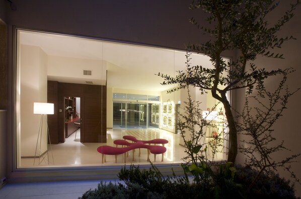 Exterior detail - Eos Hotel (Lecce)