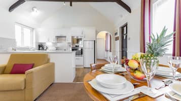 House, 1 Bedroom (sleeps 4) | Living area