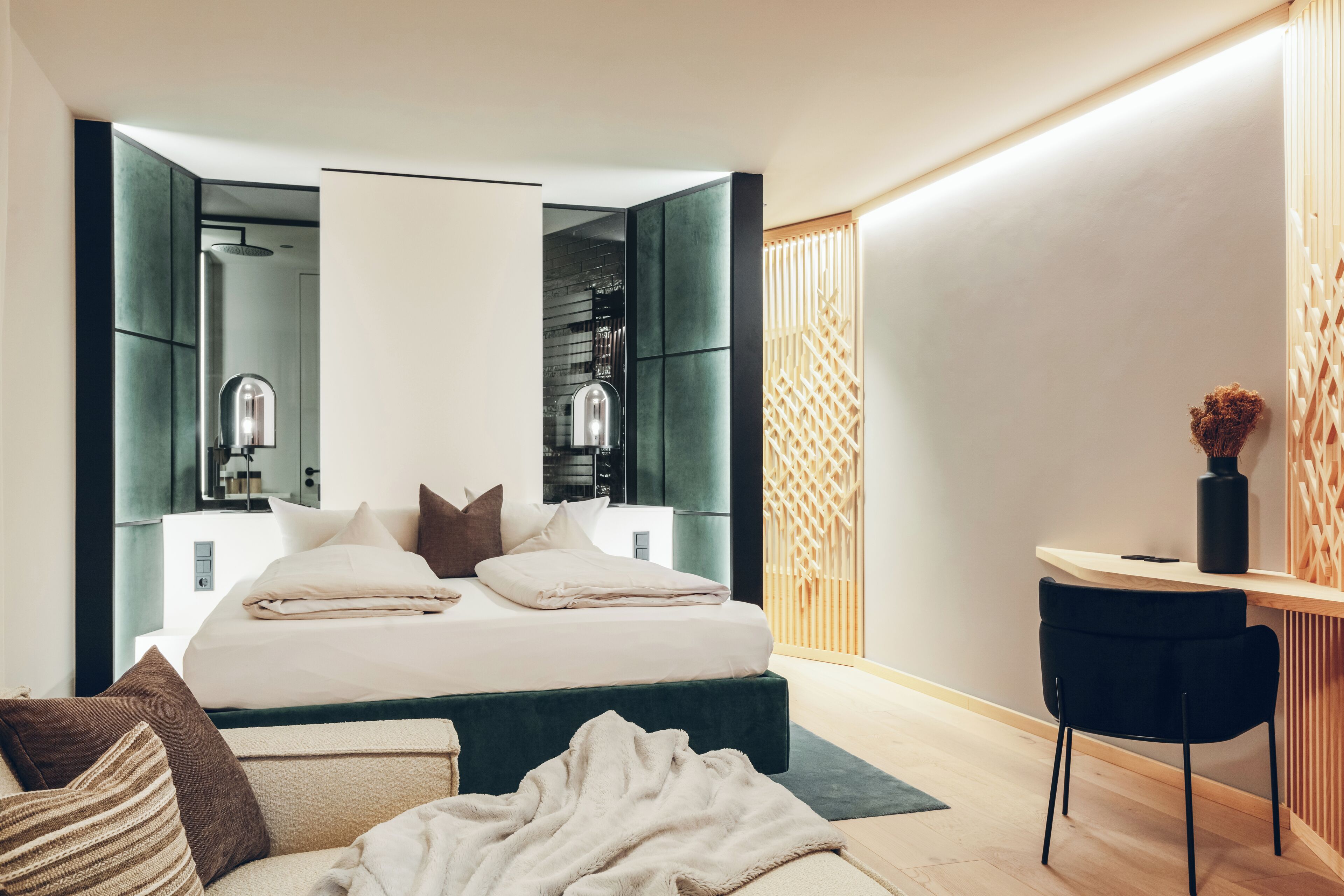 exclusive double room, 1 bedroom, balcony, garden area | hypo-allergenic bedding, minibar, in-room safe, desk