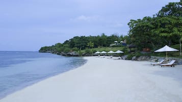 Private beach, sailing, kayaking, motor boating
