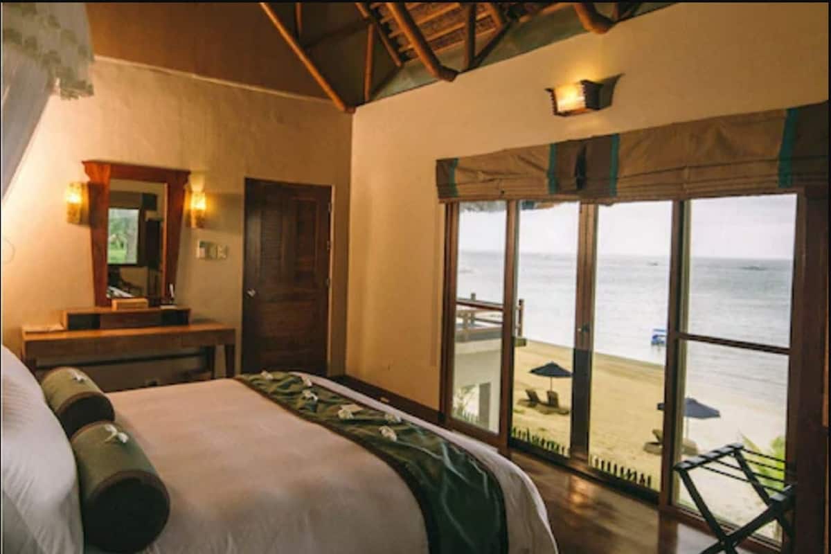 Family Villa, Private Pool | Hypo-allergenic bedding, down duvets, pillow-top beds, minibar