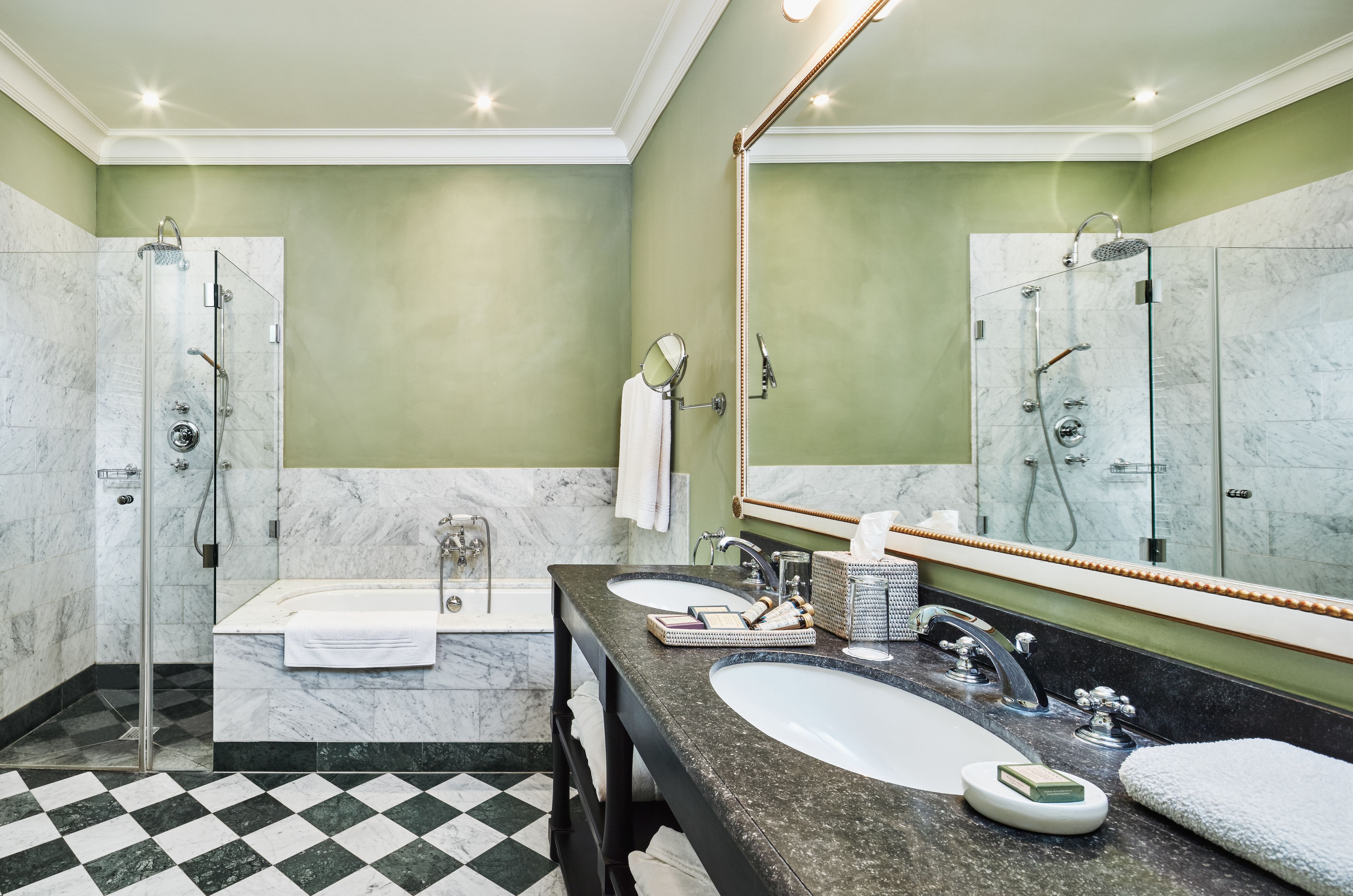 combined shower/bathtub, free toiletries, hair dryer, bathrobes