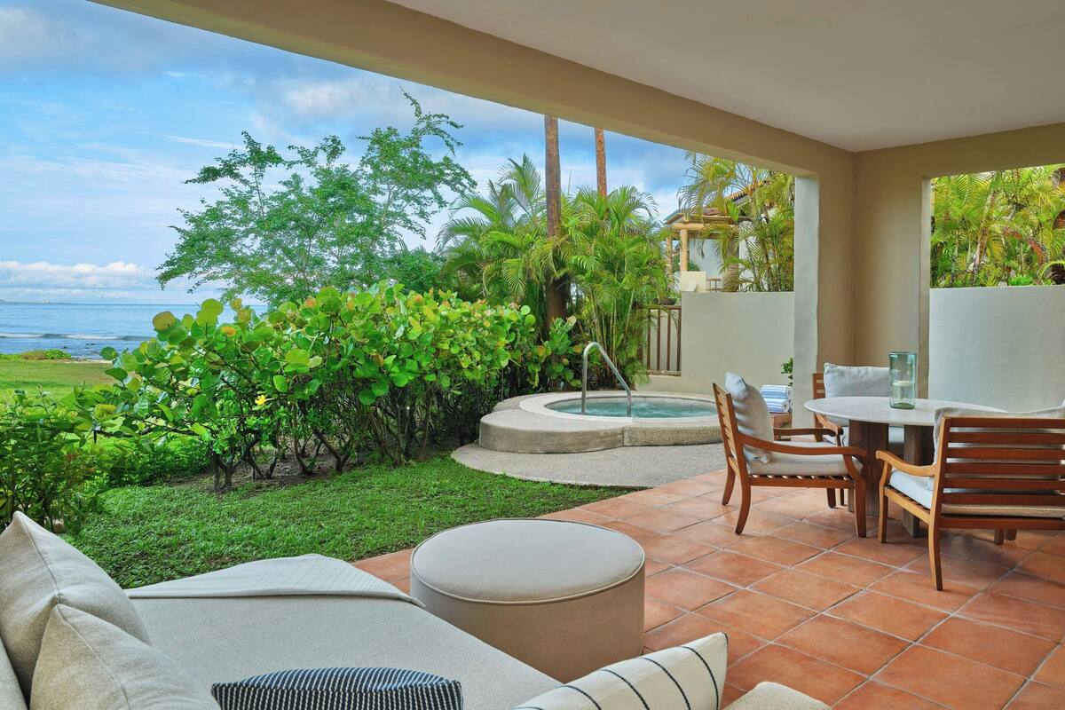 Suite, 1 habitación, vistas al mar | Piscina | 3 piscinas al aire libre