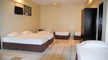 In-room safe, iron/ironing board, WiFi, bed sheets