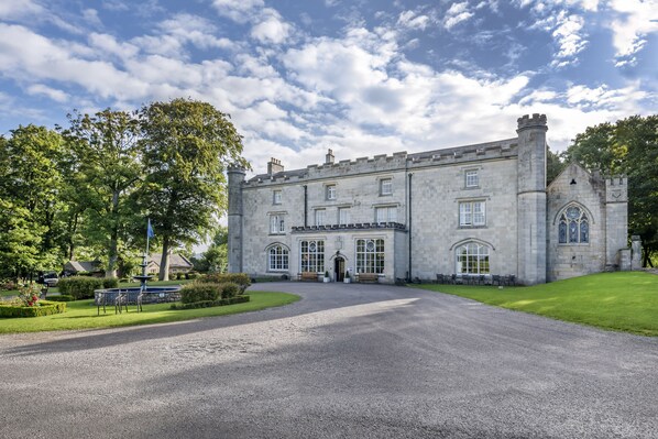 Front of property - Thurnham Hall Resort (Lancaster)