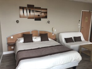Suite Double avec Terrasse Privée et Vue sur la Mer | Minibar, két bảo mật tại phòng