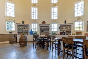 Interior - Inn at Churon Winery (Temecula)