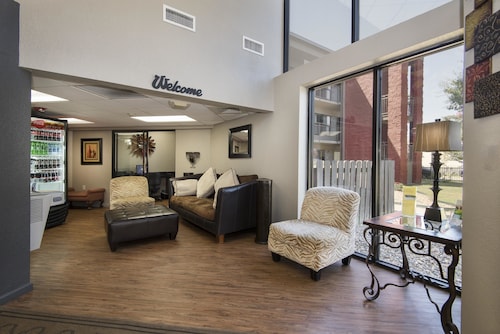 Markham House Suites - Little Rock Medical Center