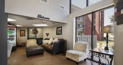 Markham House Suites - Little Rock Medical Center