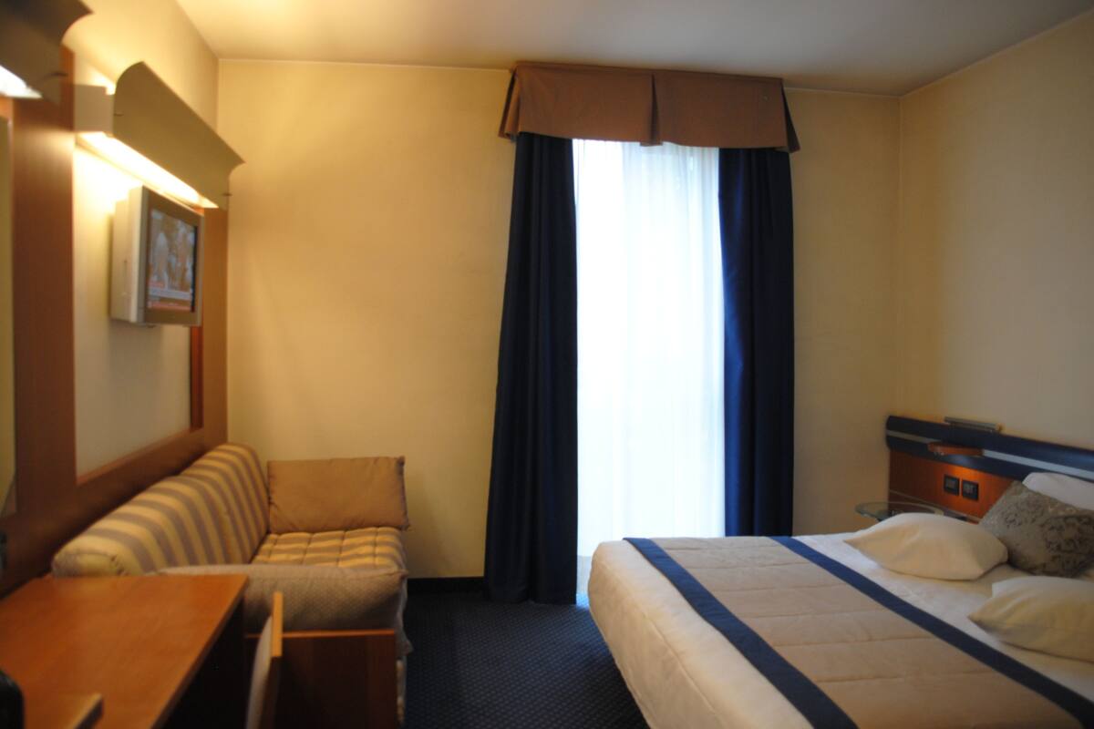 In-room safe, desk, blackout curtains, soundproofing