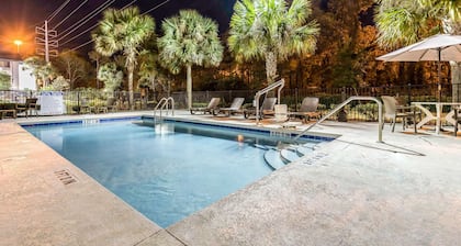 Sleep Inn & Suites University/Shands