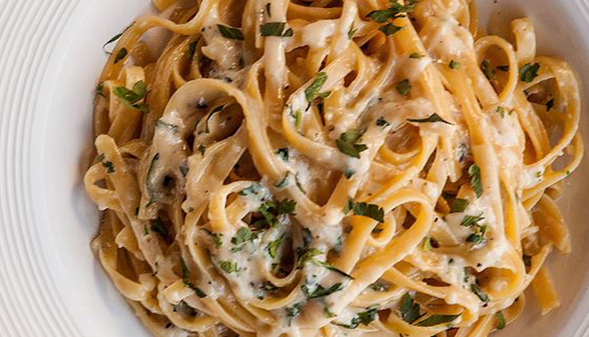 20 restaurants, lunch, dinner, brunch served; southern cuisine