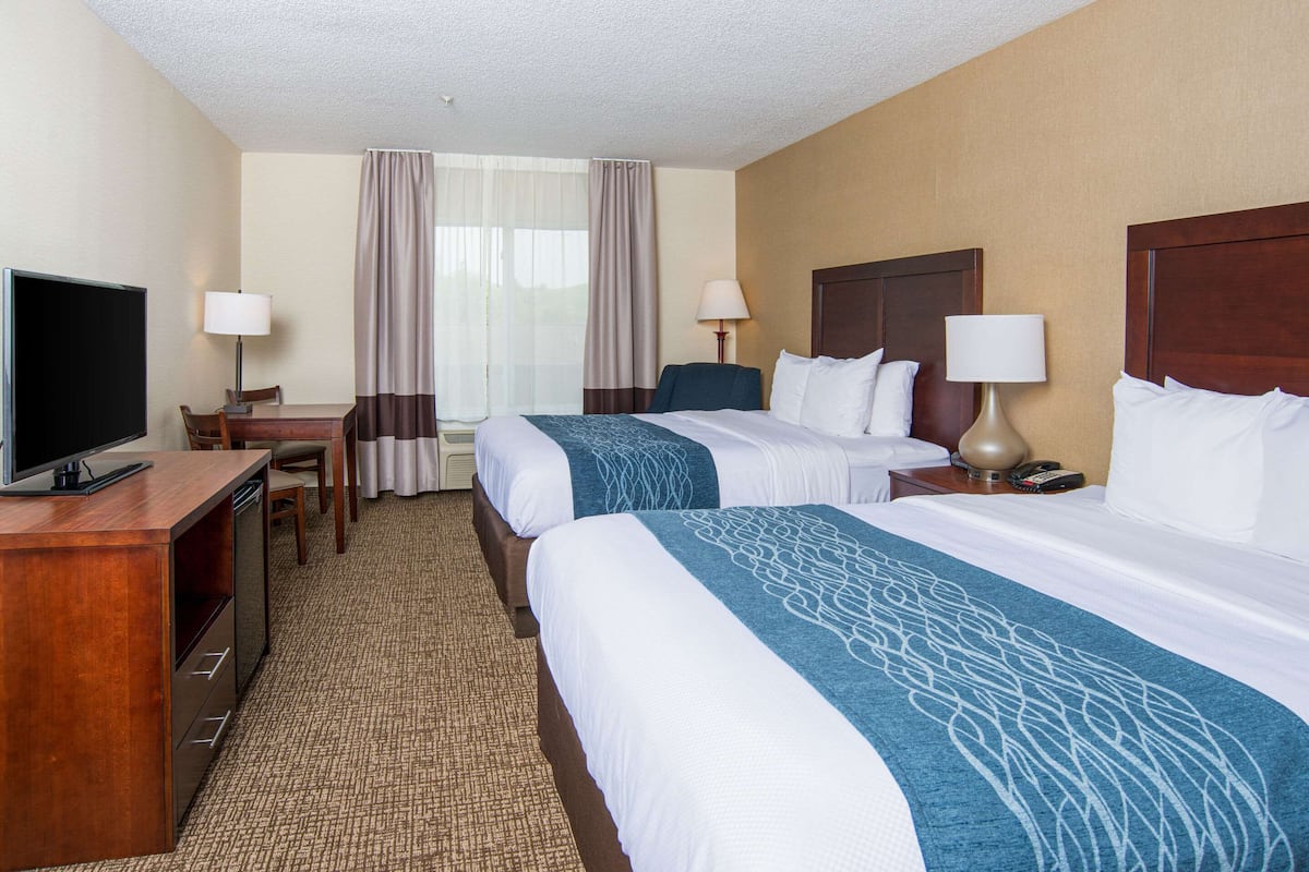 Standard Room, 2 Queen Beds, Non Smoking | Premium bedding, desk, iron/ironing board, rollaway beds