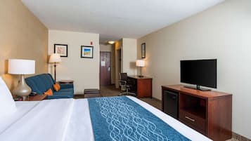 Roupas de cama premium, escrivaninha, ferros/tábuas de passar roupa