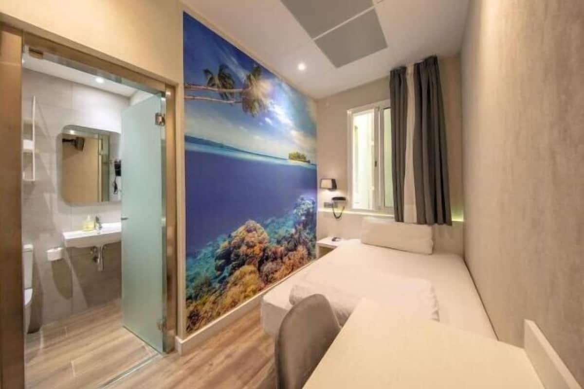 Literie de qualité supérieure, coffres-forts dans les chambres, bureau