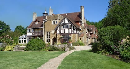 Farnham House Hotel