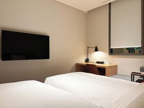 Standard Room, 2 Twin Beds | In-room safe, desk, laptop workspace, free WiFi - ibis Suwon Ambassador (Suwon)
