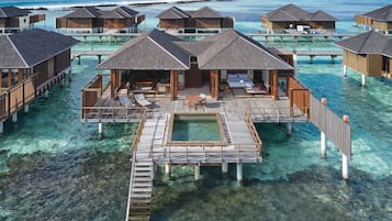 Executive Suite, 1 Double Bed with Sofa bed (One Bedroom Ocean Suite with Pool) | Minibar, in-room safe, individually furnished, desk