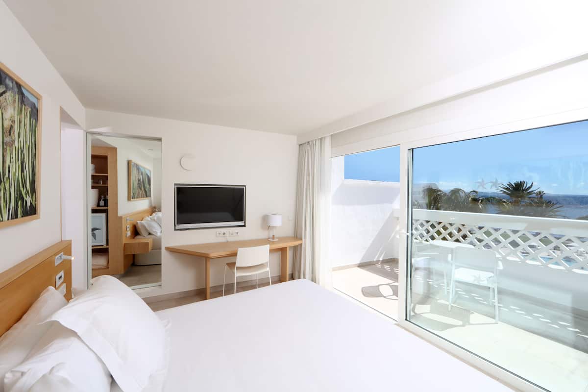 1 bedroom, minibar, in-room safe, individually decorated