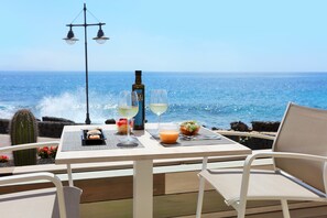 2 restaurants; breakfast, lunch, and dinner served - Iberostar Selection Lanzarote Park (Yaiza)