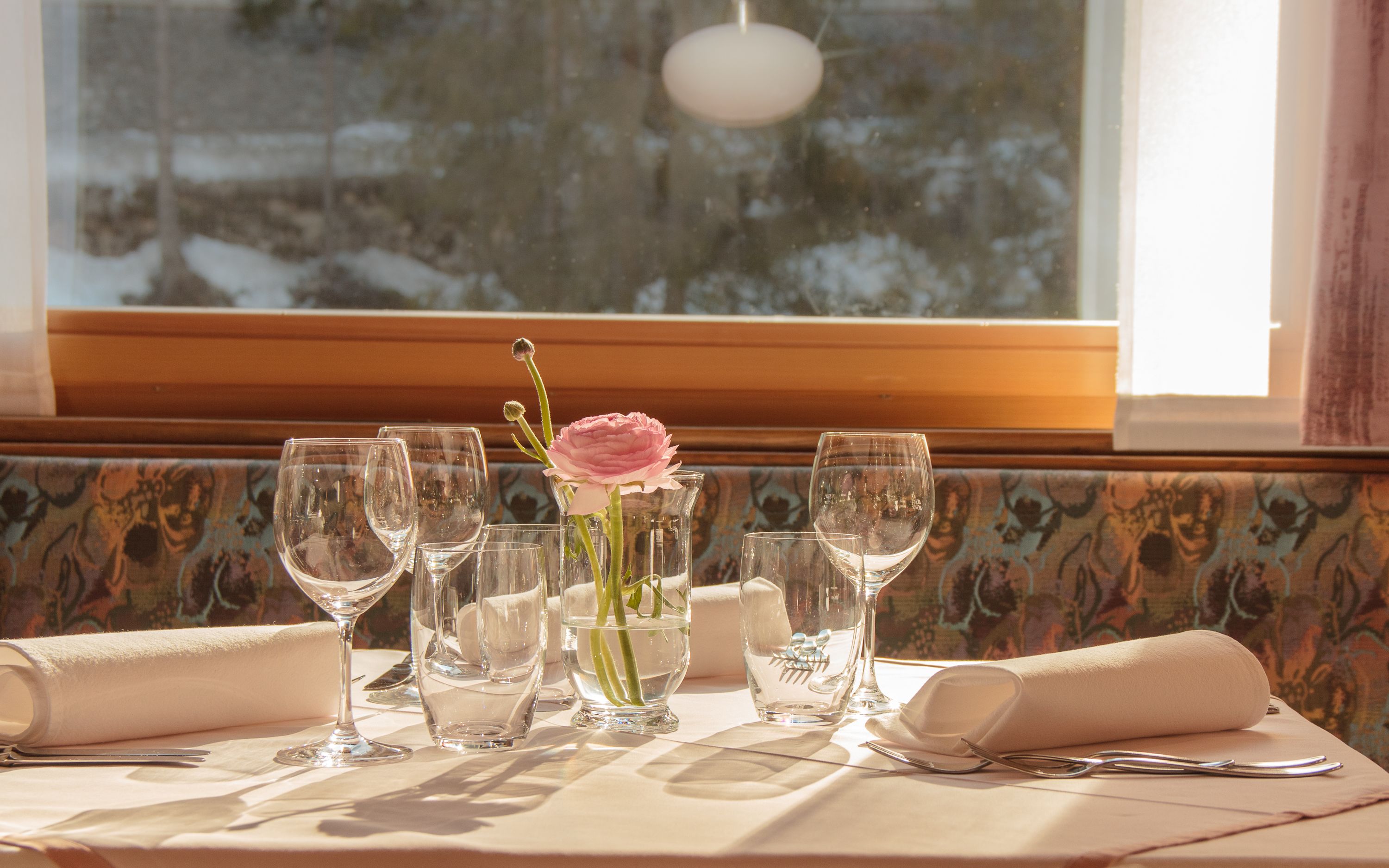 breakfast and dinner served