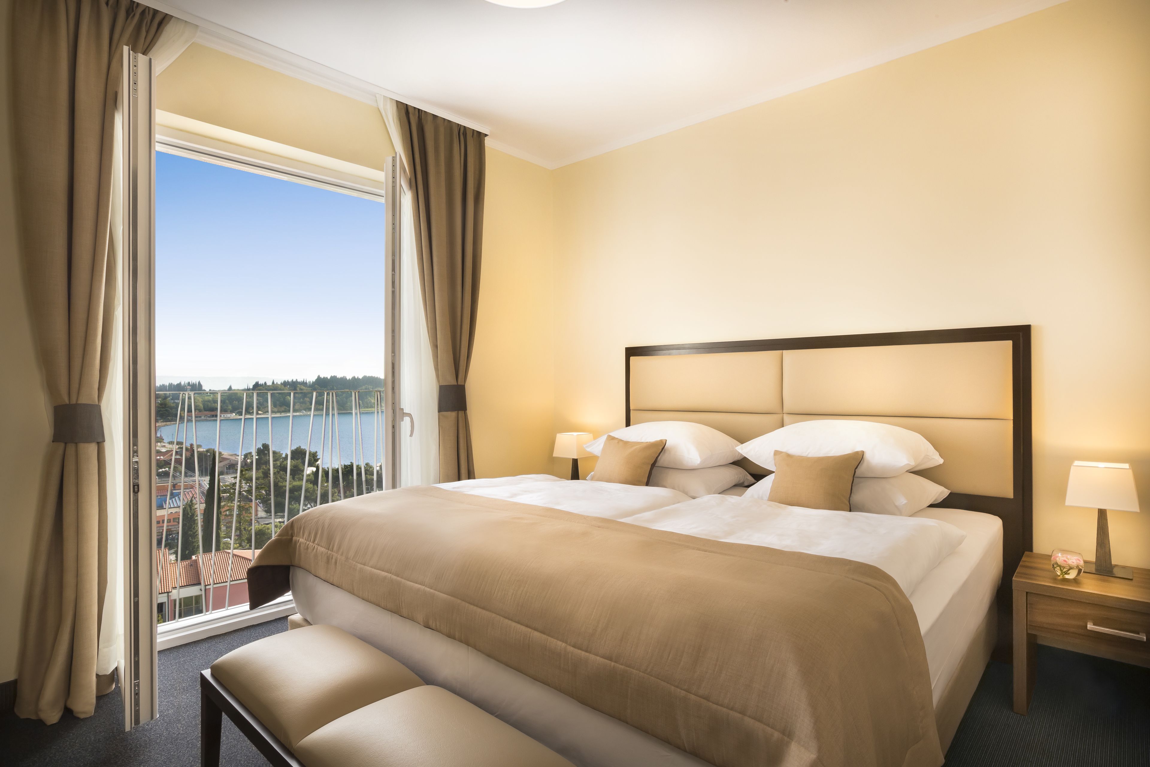 comfort double room, balcony, sea view | water view