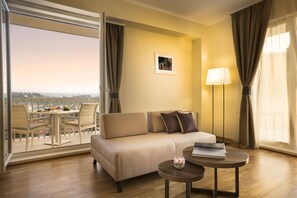 Minibar, in-room safe, desk, free WiFi - Remisens Casa Rosa, Annexe (Piran)