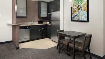Premium bedding, pillow-top beds, in-room safe, desk