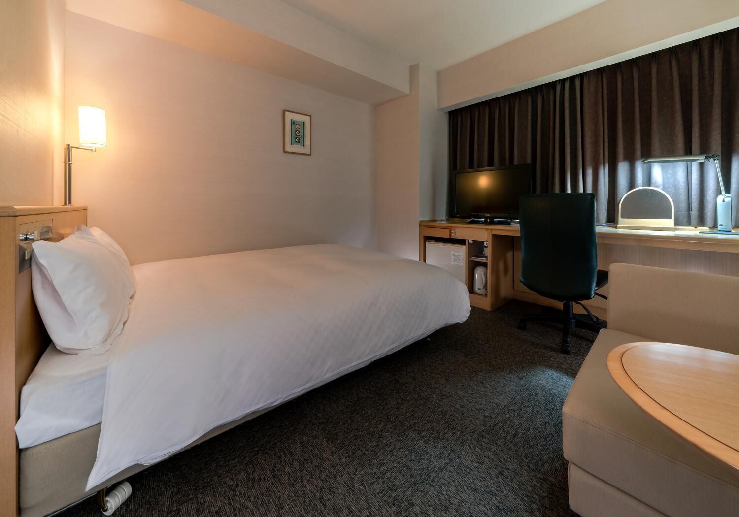 down duvets, in-room safe, desk, blackout curtains