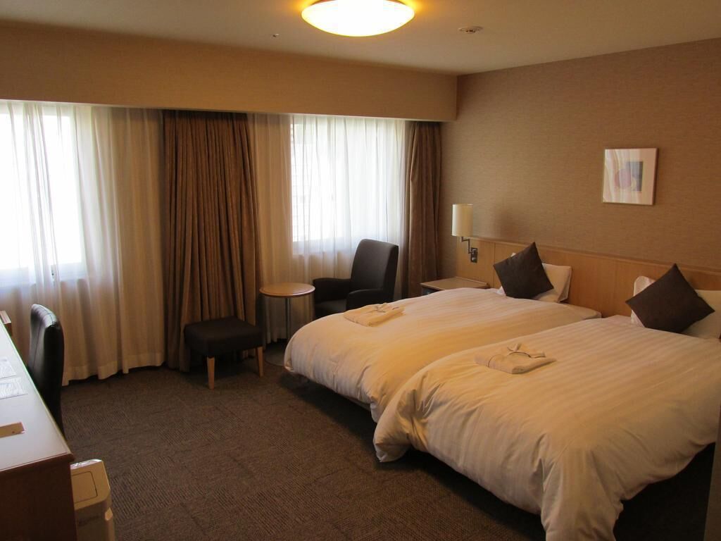 down duvets, in-room safe, desk, blackout curtains