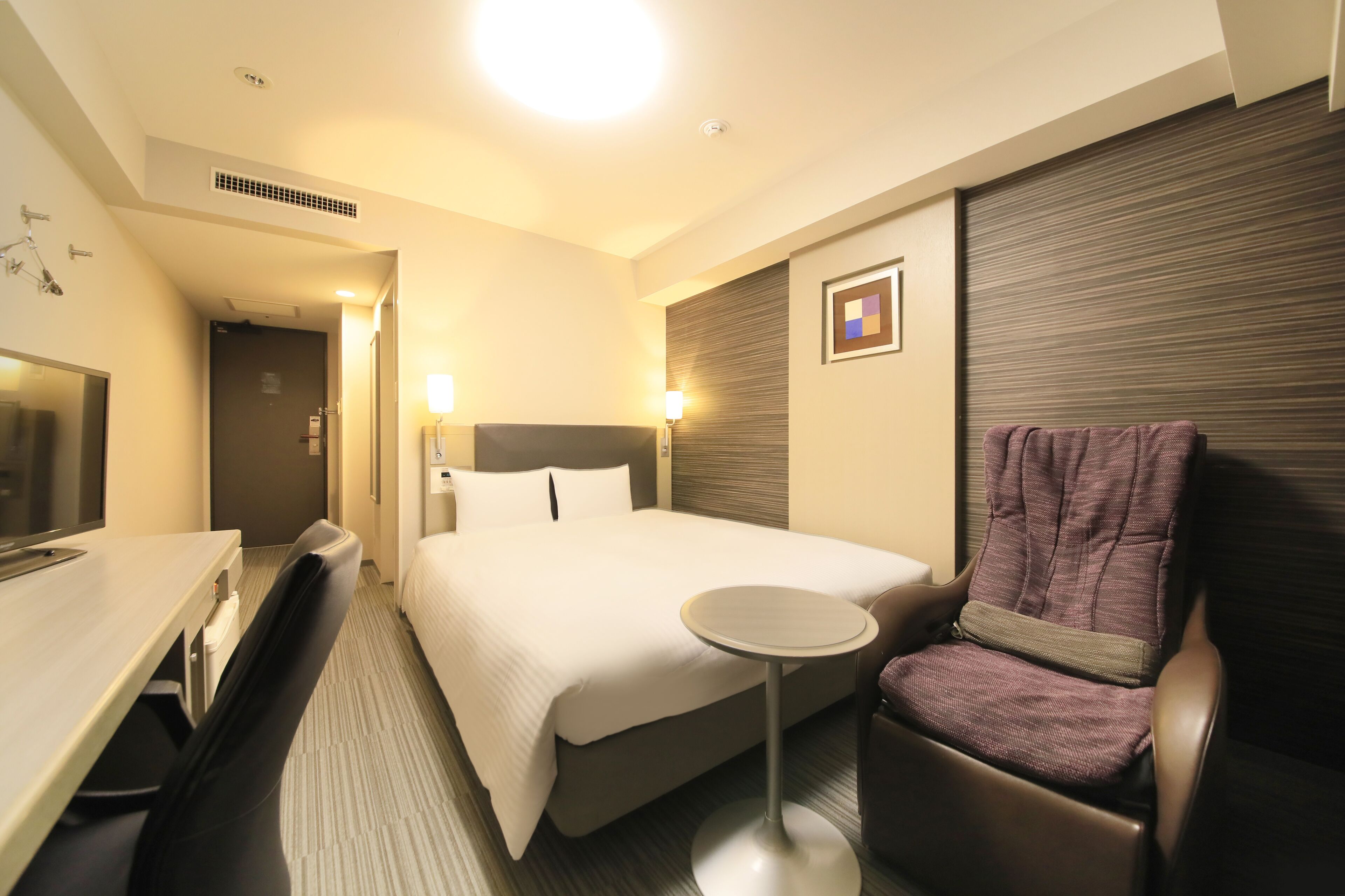 desk, blackout curtains, iron/ironing board, free wifi