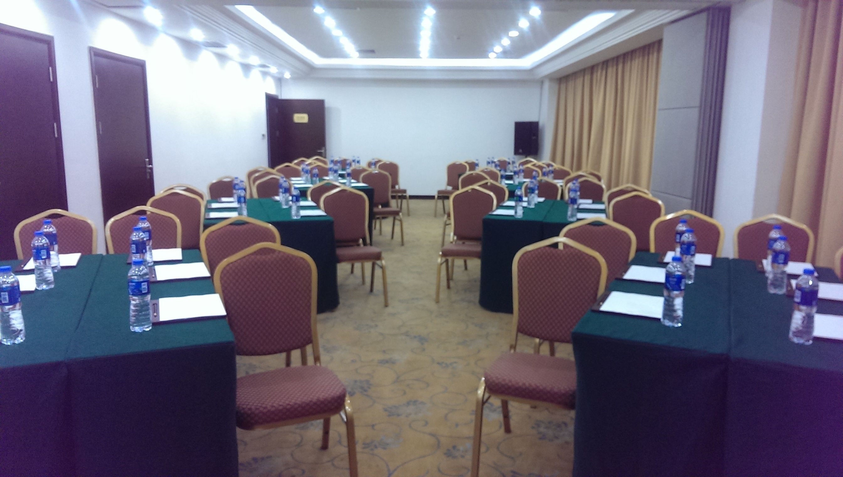 Meeting facility