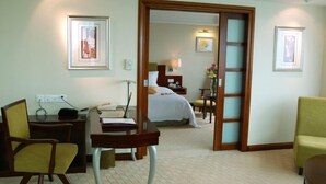 Suite Deluxe | Servicio a la habitación