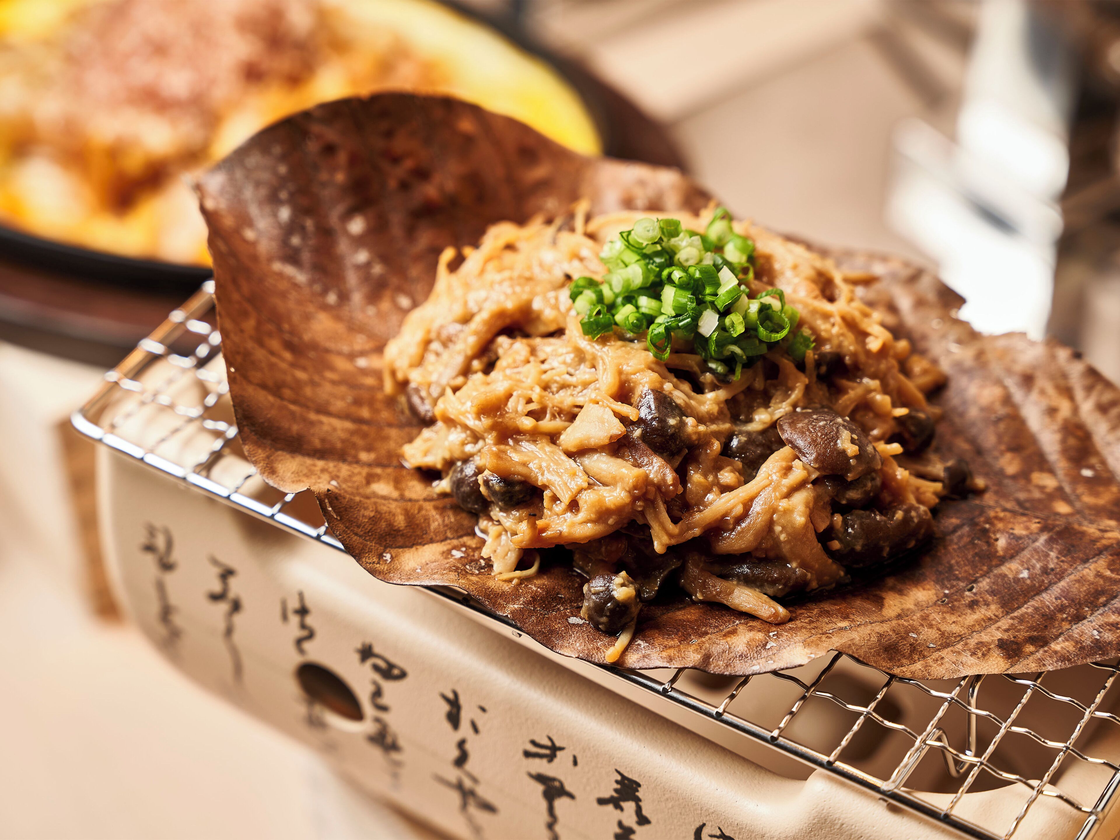 daily buffet breakfast (jpy 1650 per person)