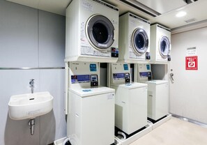 Laundry - Daiwa Roynet Hotel Kobe Sannomiya (Kobe)