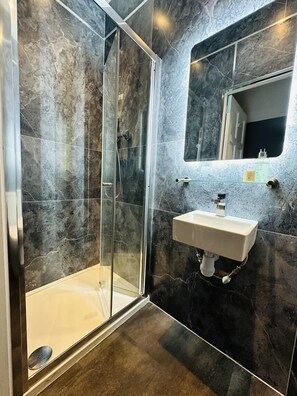 Double Room (Petite) - Kildonan Lodge Hotel (Edinburgh)