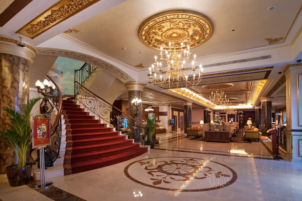 Royal Ascot Hotel