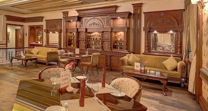 Royal Ascot Hotel