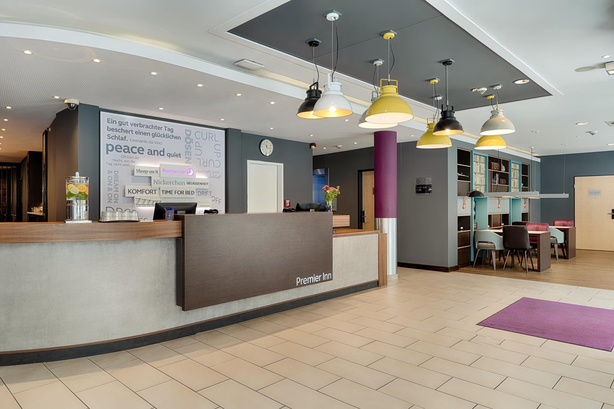 Photo - Premier Inn Berlin City Centre
