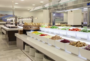 Breakfast buffet - Hotel Helios Costa Tropical (Almunecar)