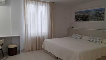 Minibar, in-room safe, desk, laptop workspace