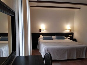 Chambre Double, 1 lit double