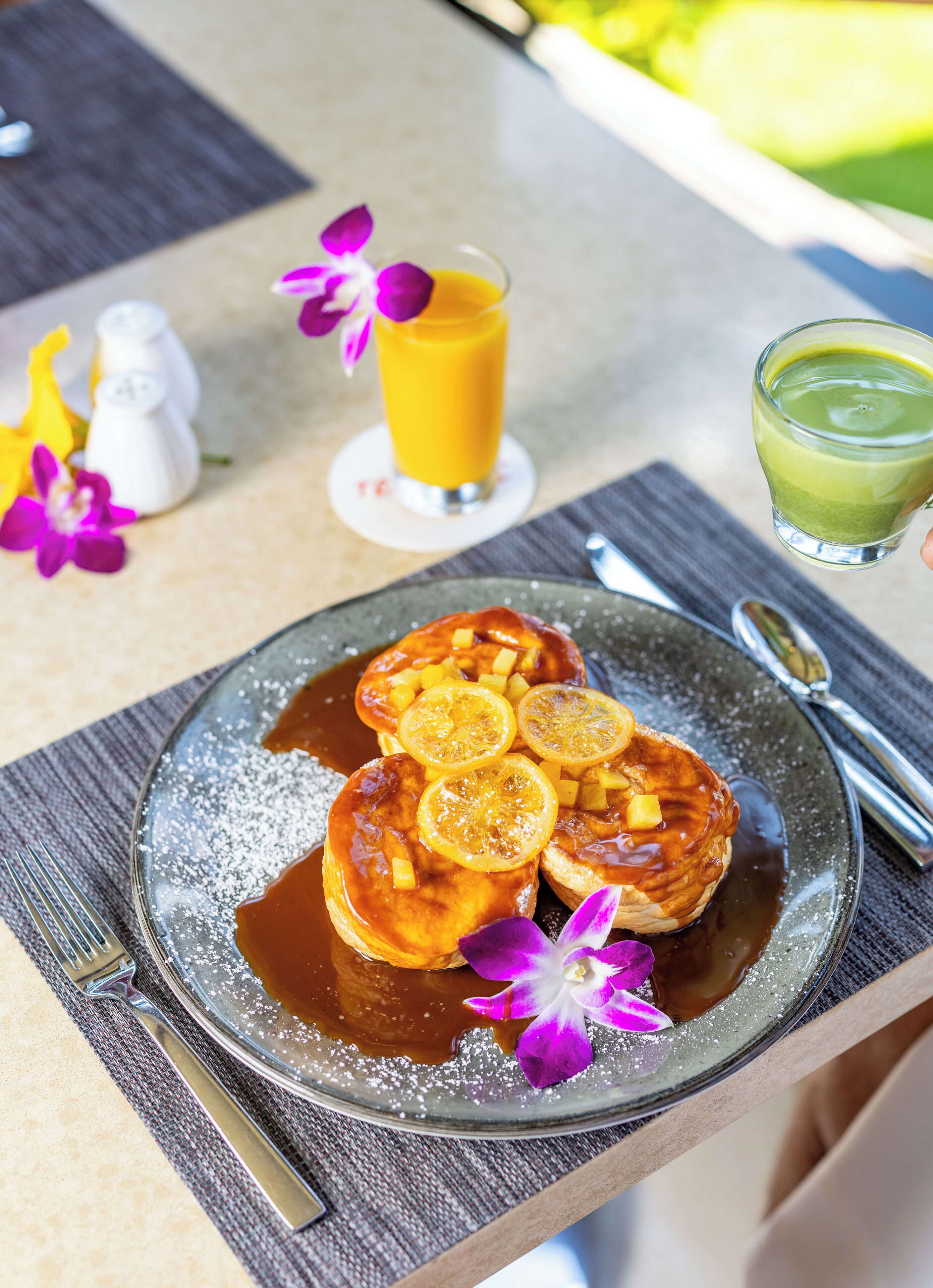 daily full breakfast for a fee